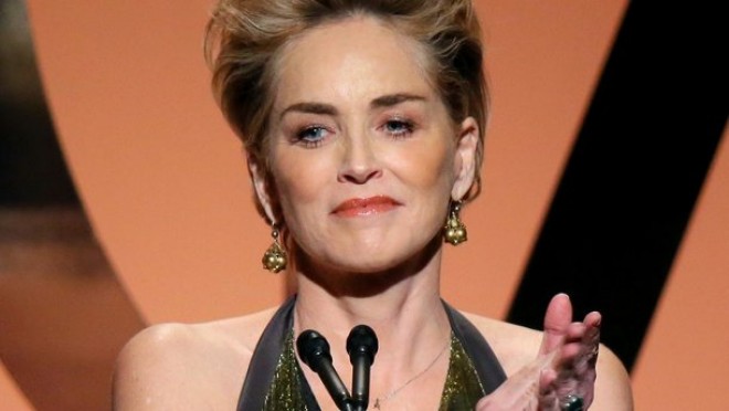 Şeron Stoun tək qaldığını etiraf edib