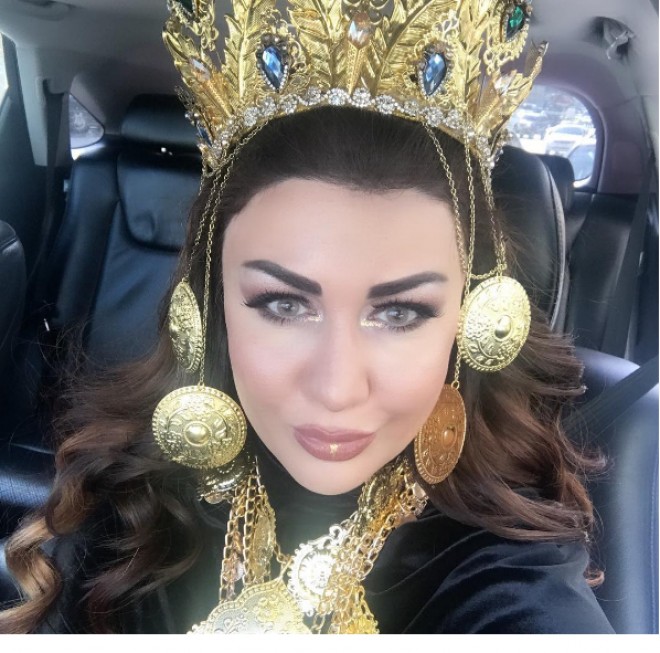 Fatimə də başına tac qoydu - foto