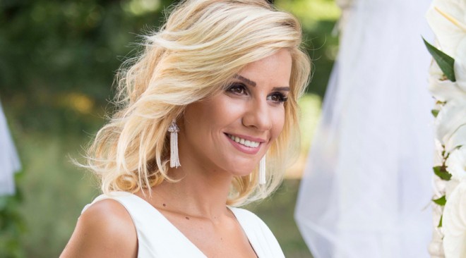 Esra Eroldan sərt açıqlama: "Heç bir dəyişiklik olmayacaq"