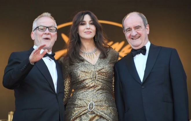 Monika Belluçinin eleqant obrazı - fotolar