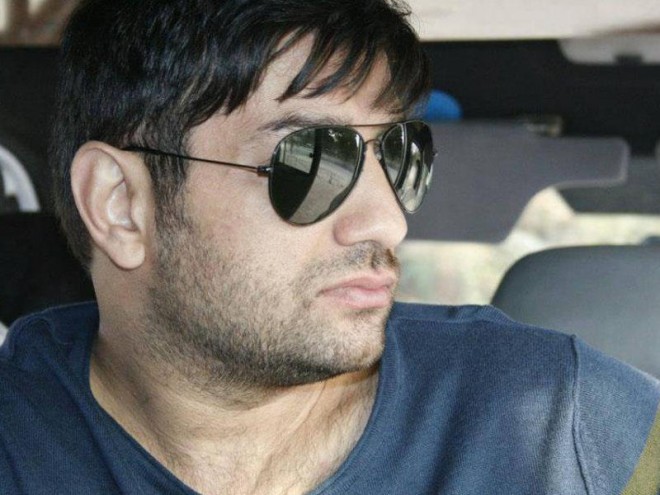 Kənan M.M: “Ürəklər, niyə qaşındınız"