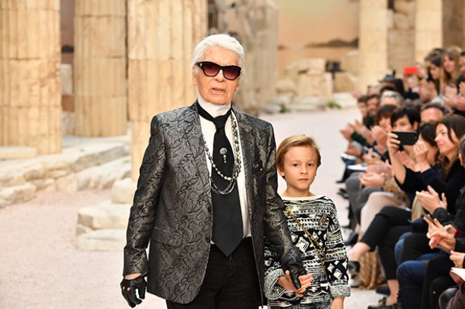 “Chanel” yeni kolleksiyasını təqdim etdi - fotolar