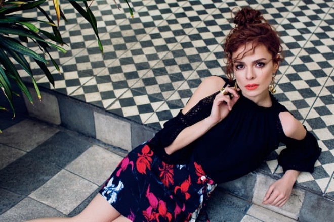 &nbsp;“Fİ” serialının aktrisası: “Aşiq olanda yersiz danışıram”