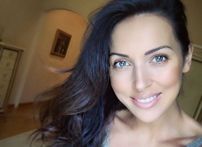 Alsu qızının portretini hazırladı - foto