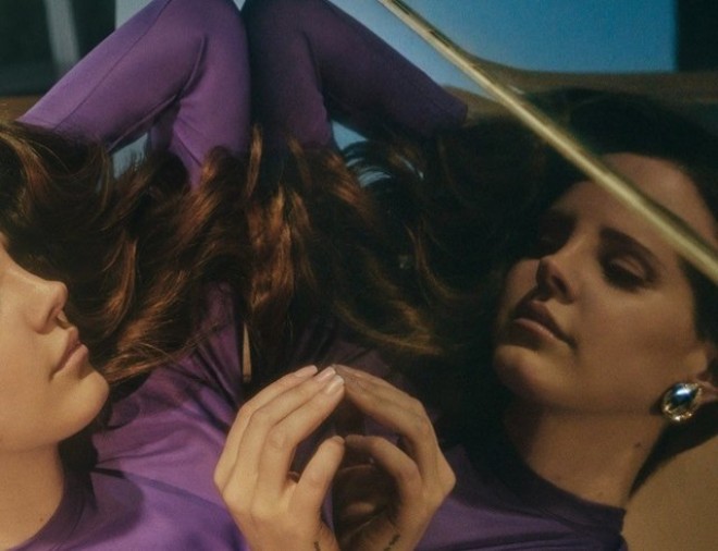 Lara Del Rey retro obrazda - fotolar