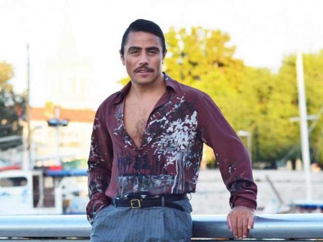 Nüsrət yenə də təəccübləndirdi - video