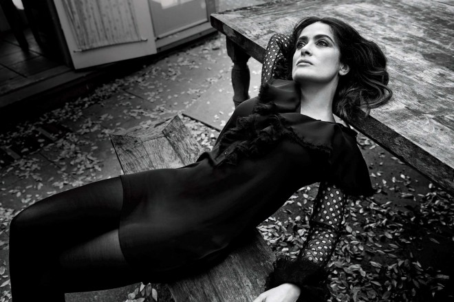 Salma Hayek məşhur jurnal üçün fotosessiya etdirdi - fotolar