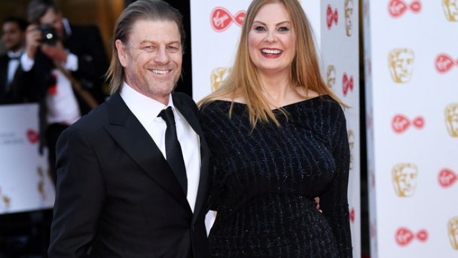 "Taxt oyunları"nın aktyoru 5-ci dəfə ailə quracaq - foto