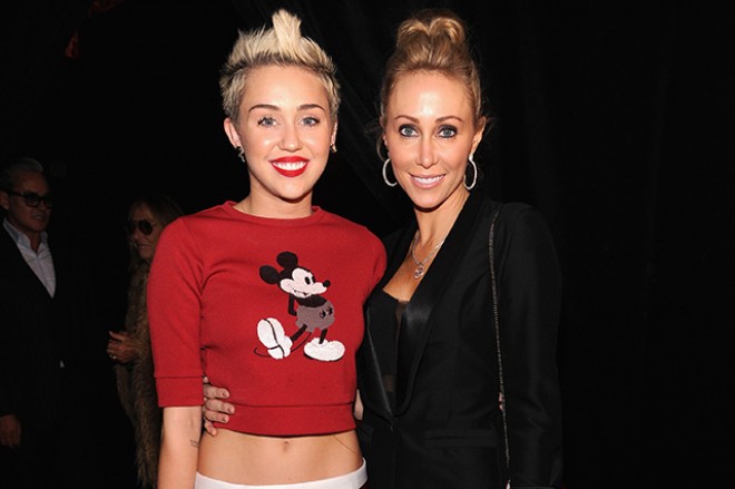 Mayli Sayrusun anası: “Mayli tam başqa adamdır”