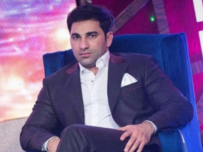 Kamil Zeynallı: “Günortalar da yatıram ki, boyum 1.90 olsun” – foto