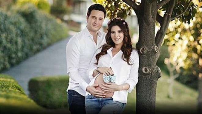 Məşhur aktrisa ana oldu