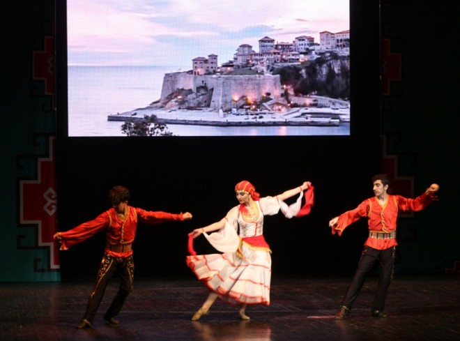 "Səmayi şəms" rəqs tamaşası təqdim edilib