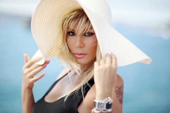 Brilliant yeni mahnısını təqdim etdi