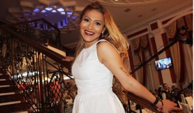 Rəqsanənin fotosessiyasının kadrarxası görüntüləri