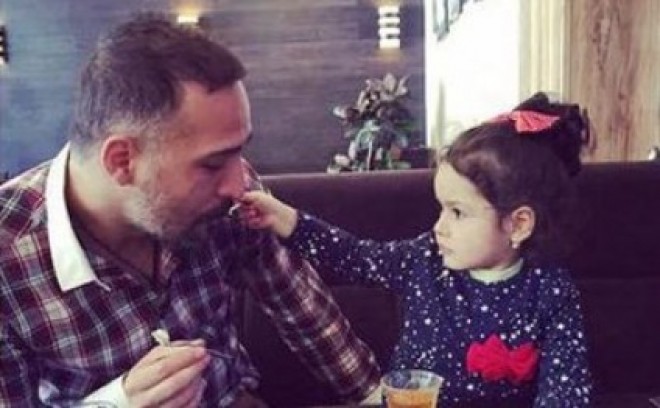 Azərin qızı ilə əyləncəli videosu