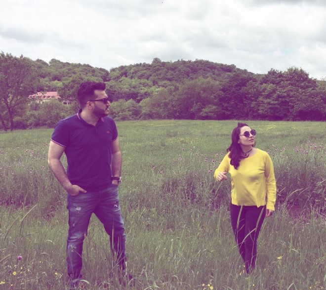 Bəy və xanım müğənnimiz istirahətdə