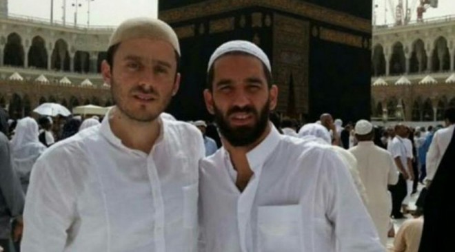 Arda Turan Məkkəyə getdi