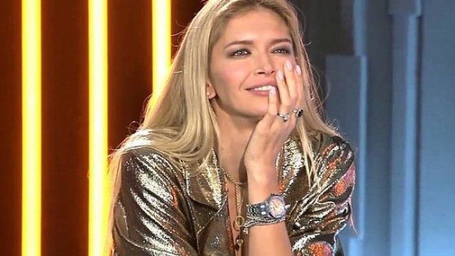 Vera bu fotosuna görə tərifləndi