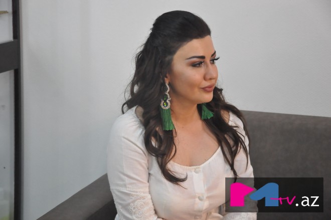 Fatimə küsülü olduğu həmkarına dəstək oldu