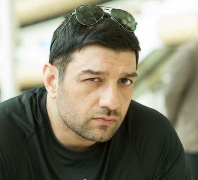 Kənan Mahmudovdan yeni şeir: "Bilirəm, sən indi özgə yarısan"