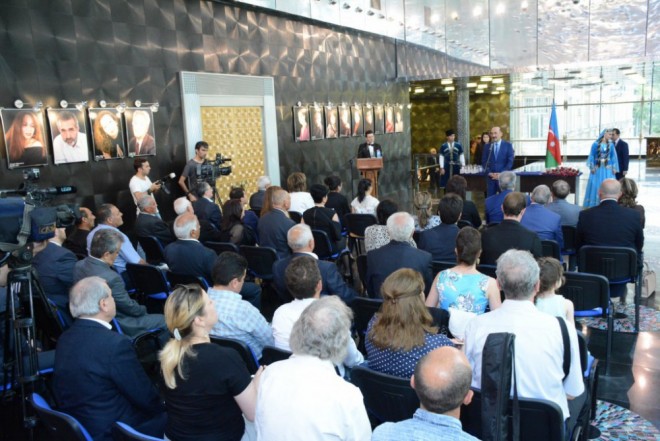 Mədəniyyət işçilərinə fəxri adlar və mükafatlar verildi - fotolar