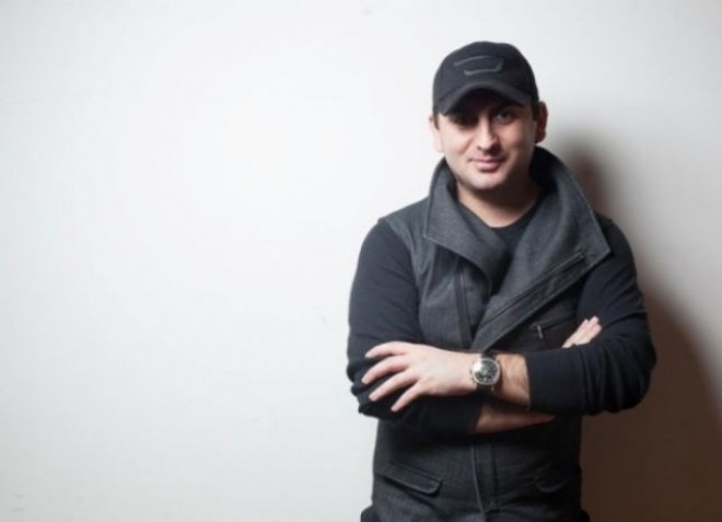 Tolikdən oriyental rəqqasəyə dəstək