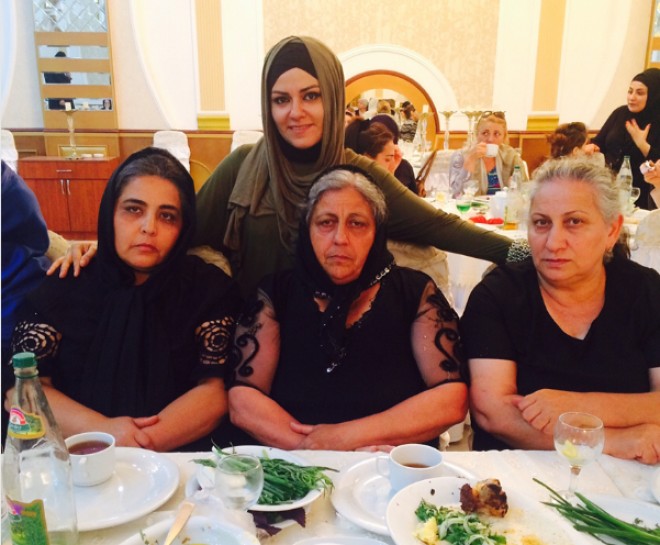 Xuraman Şuşalı: "Öpürəm sizin ağ saçlarınızdan, əllərinizdən..."