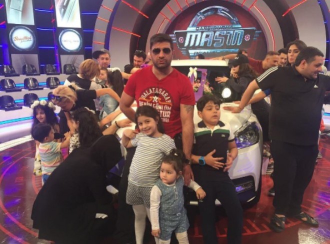 Kənan M.M-dən açıqlama: "Əgər sizi incitdimsə, dönə-dönə üzr istəyirəm"