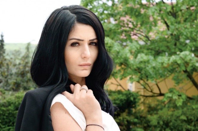 Deniz Çakır müxbirləri məhkəməyə verəcək