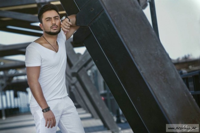 Doğum gününü qeyd edən Kərim: “37 yaşım oldu, yenə də ağıllanmadım”