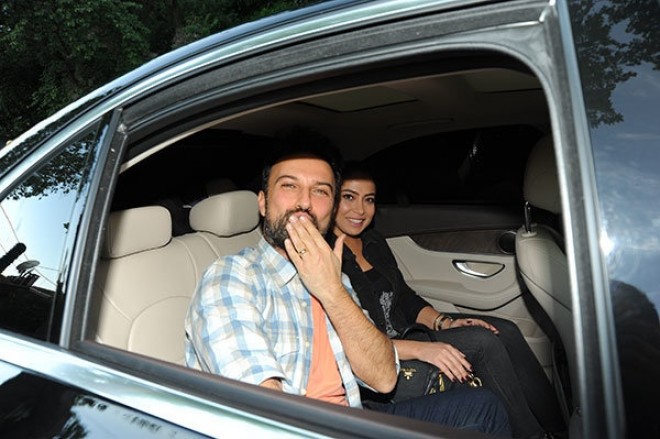 Tarkan universitetin yataqxanasında ölən uşaqlara mahnı həsr etdi