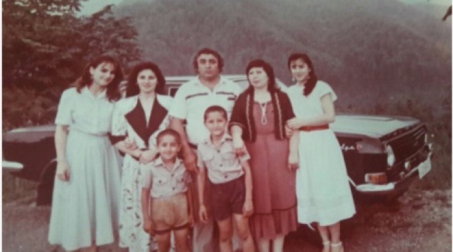 Aybəniz Haşımova 30 il öncəki şəklini paylaşdı – foto