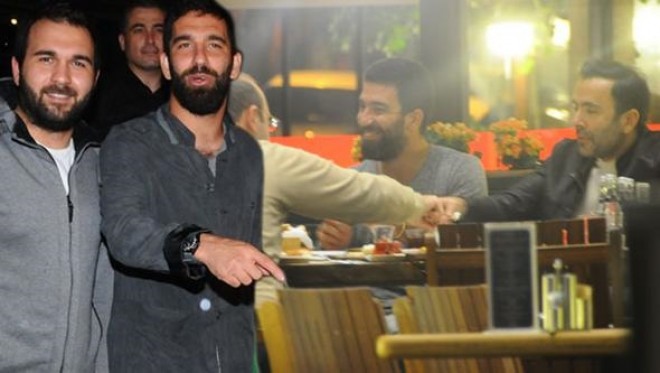 Arda Turan: “Qardaşıma görə qürur hissi keçirirəm”