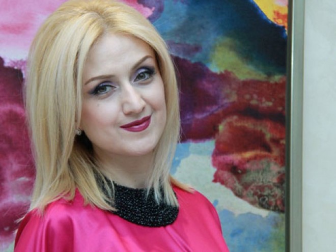 Tanınmış modelyer 45 yaşında