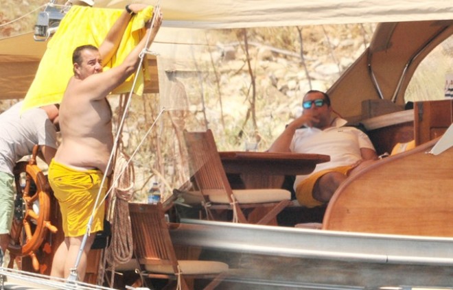 Məşhur yumorist Bodrumda dincəlir