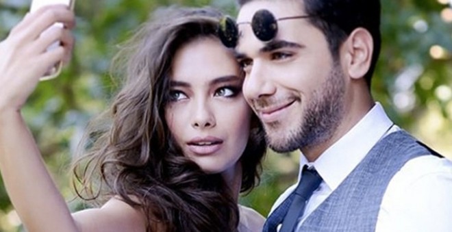 Neslihan Atagül Kadir Doğulu ilə istirahətdə - foto