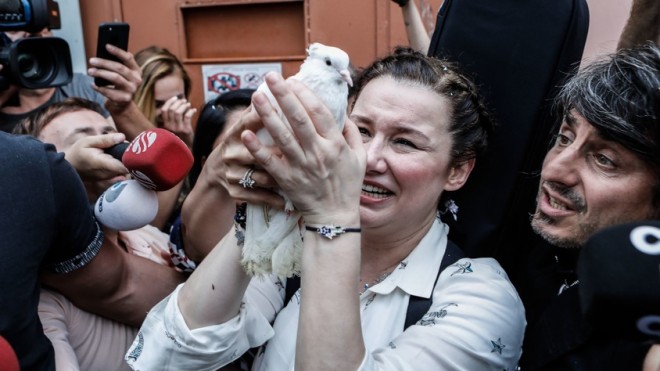 Dəniz Seki azadlığa çıxdı