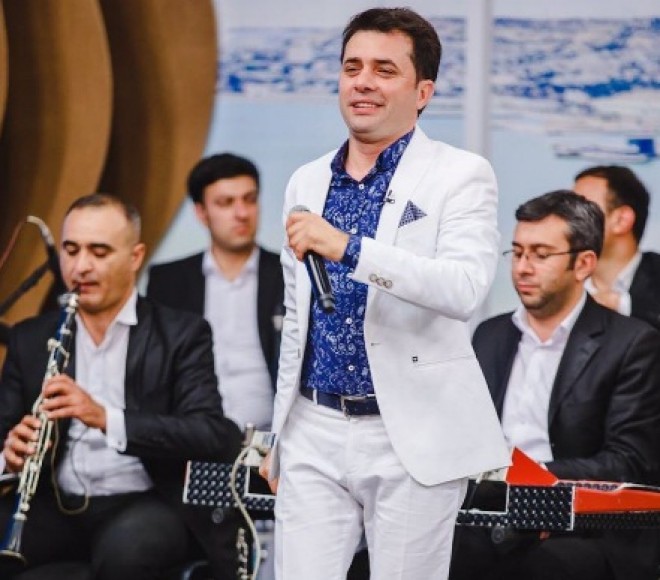 Rəvan Qarayev uşaqlıq fotosunu paylaşdı – foto