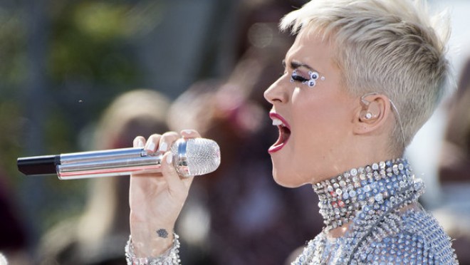 Keti Perri: “Onların hər 3-ü ilə də sekslə məşğul olmağa hazıram”