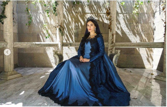 “Möhtəşəm yüz il Kösəm”də yeni aktrisa