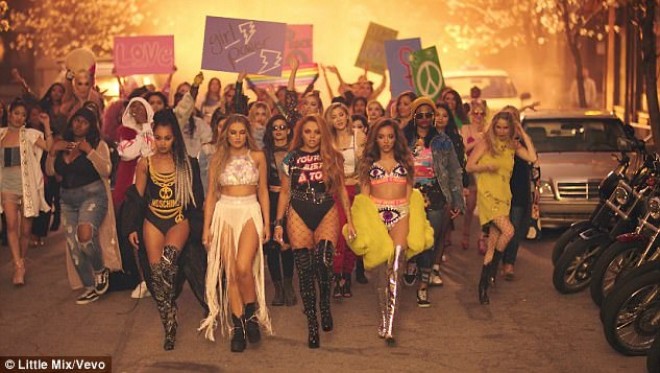 Məşhur qrupdan yeni klip - video