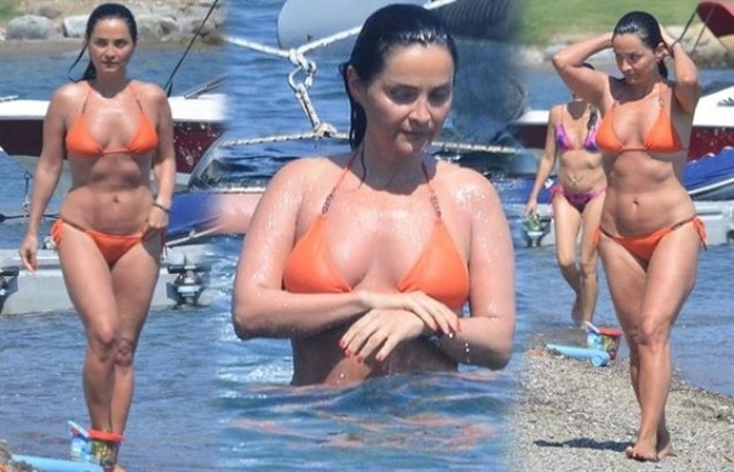 Aktrisa Bodrumda dincəlir