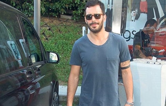 Barış Arduç pərəstişkarlarını sevindirdi