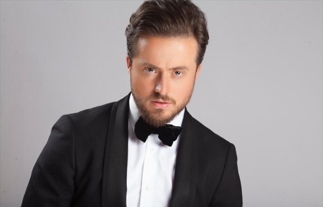 Türkiyəli müğənni 90-lara qayıtmaq istədi