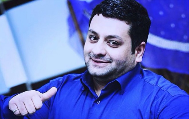 Elcandan sərt ismarış: "Bu sima kamera qarşısında heç dəyişmədi"