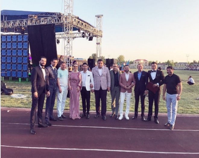 Məşhurlar bayram konsertində bir araya gəldi - fotolar