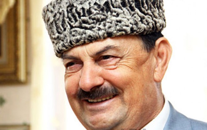 Ağaxan Abdullayevin Alim Qasımovla arxiv görüntüsü - video