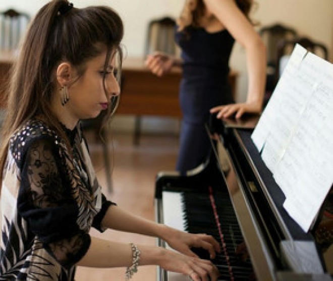 Musiqili Teatrın pianoçusu beynəlxalq müsabiqədə ikinci oldu