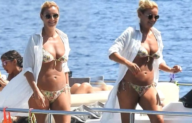 Pınar çimərlikdə görüntülənsə də, kameralardan qaçmadı