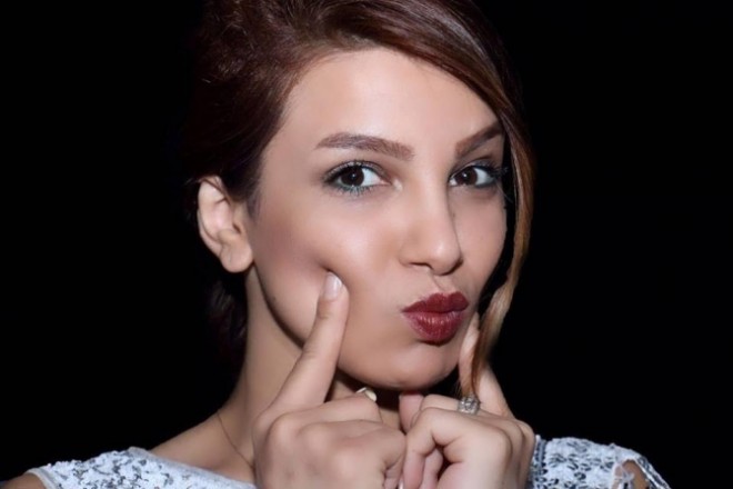 Səma: "Təmiz soyunub, şəkillərimi atacam sizə"